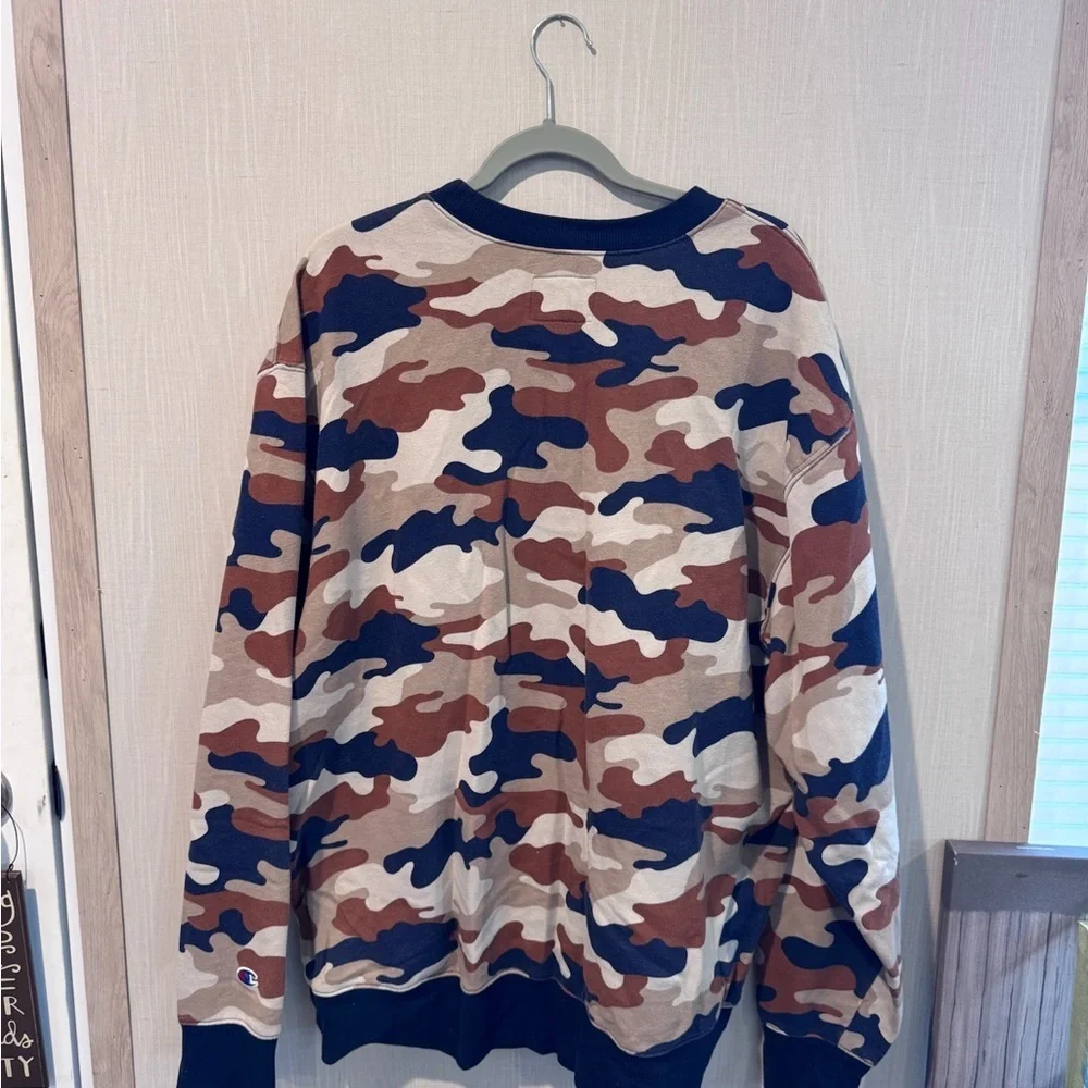 Champion Men's Camo Crewneck Sweater